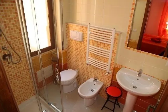 فندق مبيت وإفطار ألغيرو Bed And Breakfast A.L.G.A